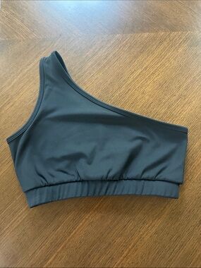 One-Shoulder Black sports bra by STRUT THIS